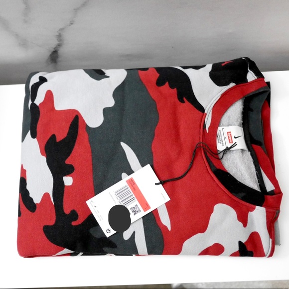 SUPREME/ NIKE ARC CREWNECK RED CAMO/ SIZE LARGE SS22 WEEK 14/ (IN HAND A… - Picture 3 of 10